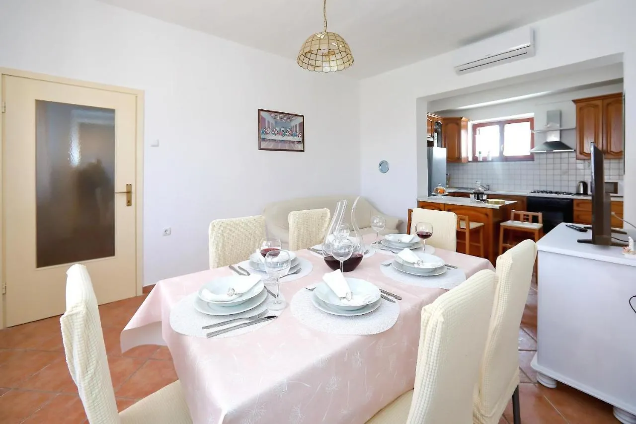 Apartment Apartmani Dubravka Bibinje