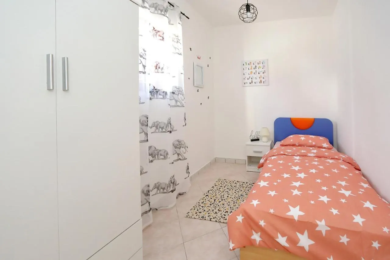 Apartmani Dubravka Bibinje 0*,