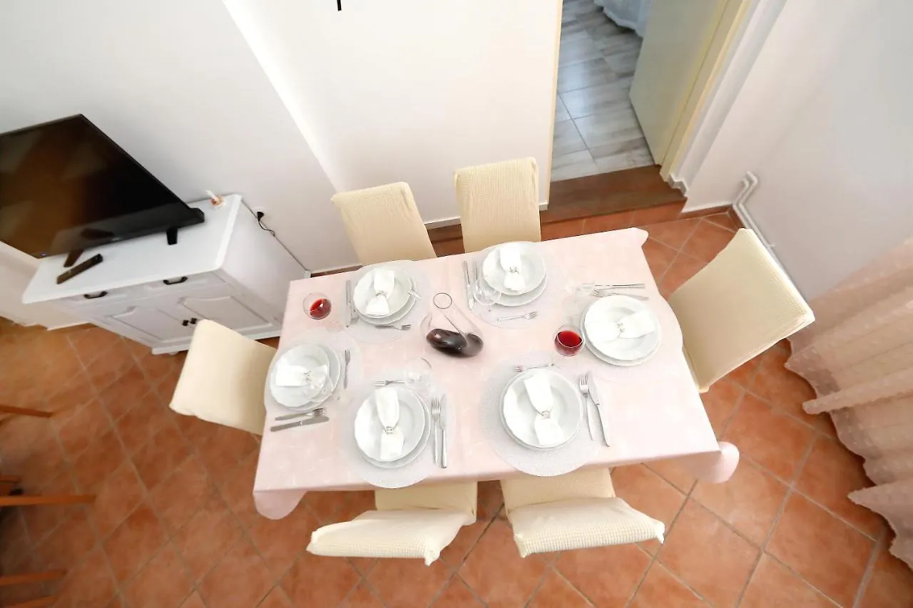 Apartmani Dubravka Bibinje 0*,  Croatia